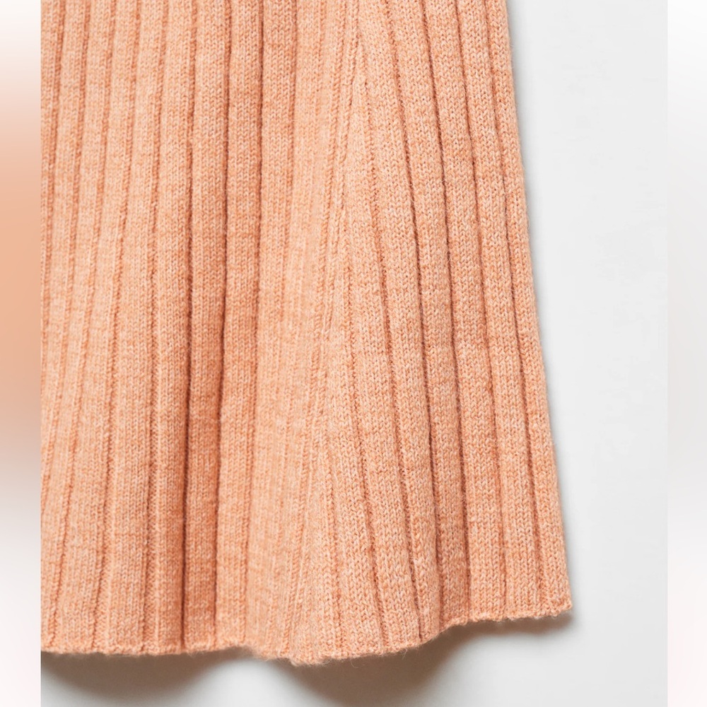 NWT Ribbed Two Piece Set - Picture 9 of 16